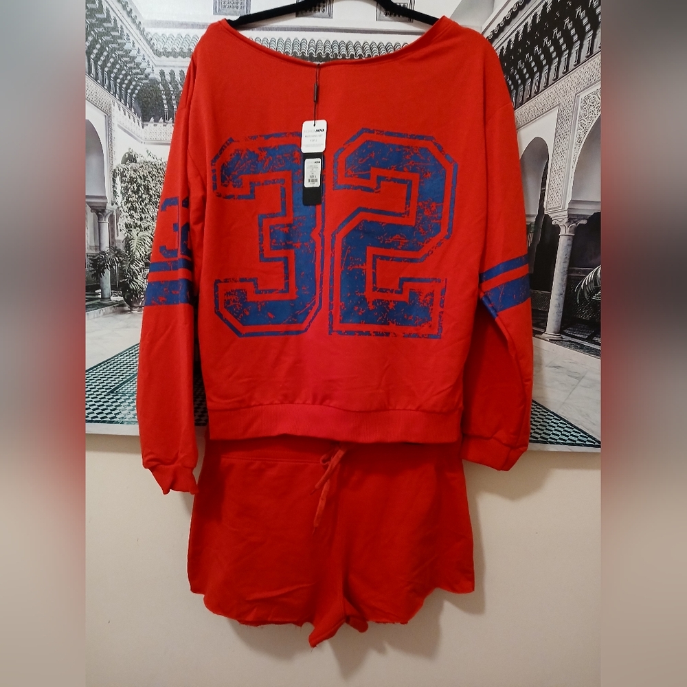 FASHIONNOVA RED OFF SHOULDER SHORT SET. NWT